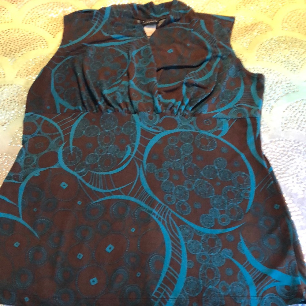 Beautiful Brown and Teal top